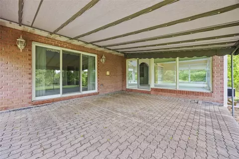 Exterior - 21 Timbercrest Cir, Cecil, PA 15321 photo 4 of 7