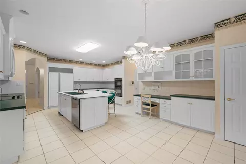 Kitchen - 21 Timbercrest Cir, Cecil, PA 15321 photo 5 of 5