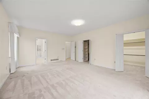 Bedroom - 21 Timbercrest Cir, Cecil, PA 15321 photo 7 of 8