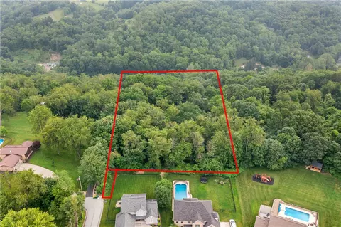0 Rahner Wood Dr, Oakdale, PA 15071