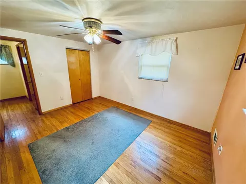 126 Preston Dr, Braddock, PA 15104 photo 18