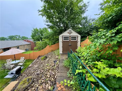 126 Preston Dr, Braddock, PA 15104 photo 34