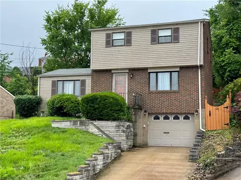 126 Preston Dr, Braddock, PA 15104