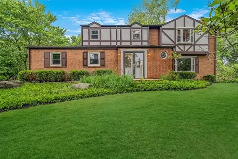 38 Easton Rd, Pittsburgh, PA 15238