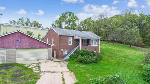 1920 1930 Renton Rd, Pittsburgh, PA 15239