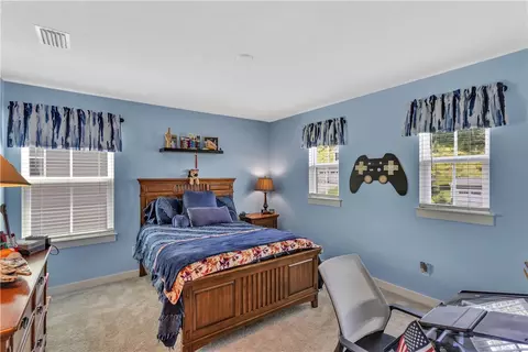 Bedroom - 205 Regency Dr, Eighty Four, PA 15330 photo 1 of 6