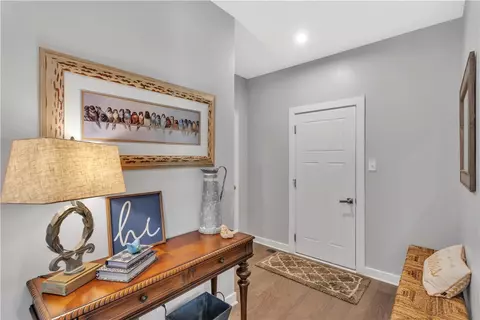 Entry Way - 205 Regency Dr, Eighty Four, PA 15330 photo 2 of 4