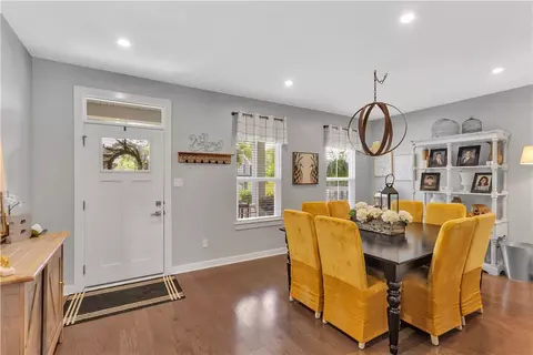 Entry Way - 205 Regency Dr, Eighty Four, PA 15330 photo 1 of 4