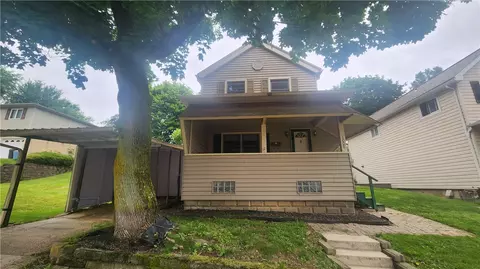 1008 Wallace St, Vandergrift, PA 15690
