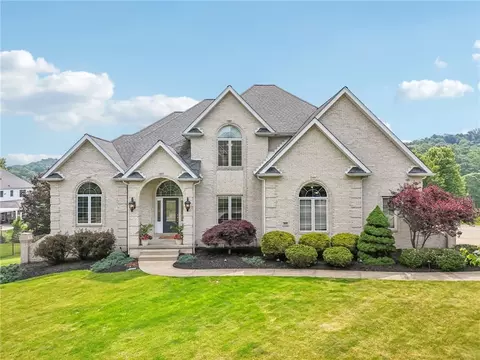 203 Cashmere Ct, Cranberry Township, PA 16066