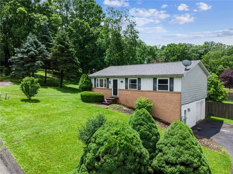 1526 Collinwood Pl, West Newton, PA 15089