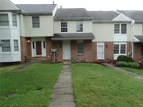 128 Meadowview Dr, Canonsburg, PA 15317