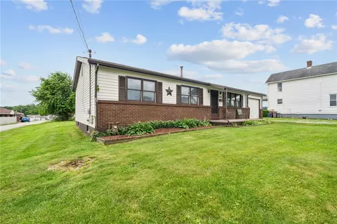 223 Dent St, Belle Vernon, PA 15012