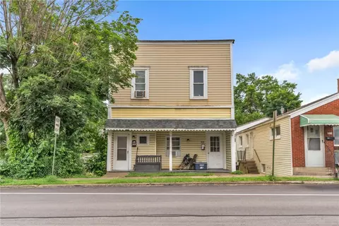 957-959 5th Ave, East Mckeesport, PA 15035