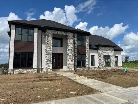 218 Loganbridge Dr, Venetia, PA 15367