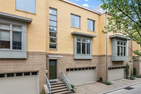 1821 Merriman, Pittsburgh, PA 15203