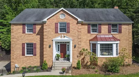 609 Twin Pine Rd, Pittsburgh, PA 15215