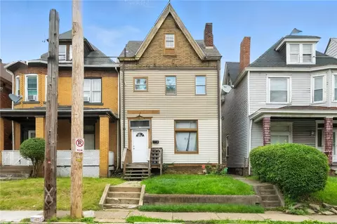 2952 Zephyr Ave, Pittsburgh, PA 15204