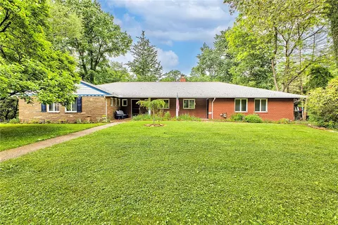 430 N 9th St, Indiana, PA 15701