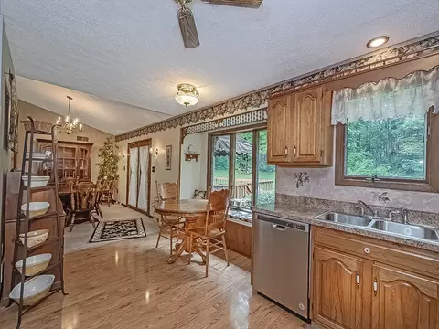 Kitchen - 4779 State Route 819, Apollo, PA 15613 photo 3 of 5