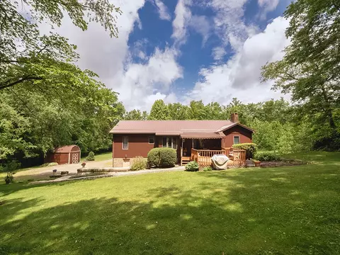 4779 State Route 819, Apollo, PA 15613