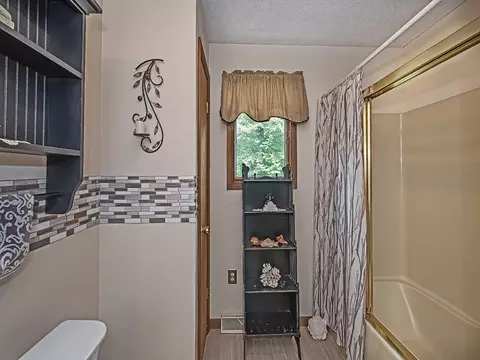 Bath - 4779 State Route 819, Apollo, PA 15613 photo 2 of 3