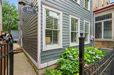 608 Suismon St, Pittsburgh, PA 15212