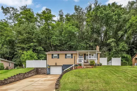 101 Stella Dr, Trafford, PA 15085