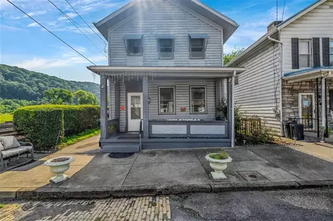 101 7th St, Monongahela, PA 15063