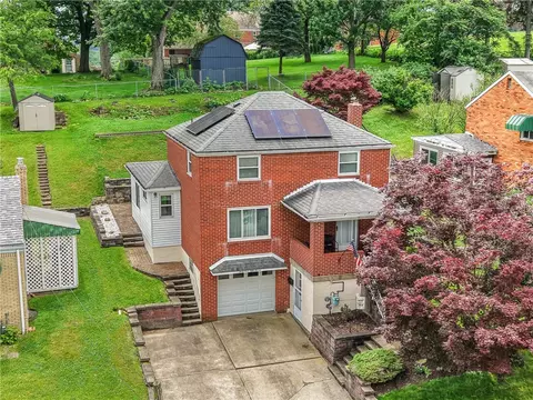 4457 Woodhill Dr, Homestead, PA 15120
