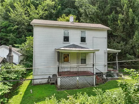 31143116 30th St, New Brighton, PA 15066