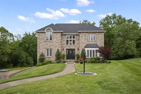 1008 Aspen Dr, Imperial, PA 15126