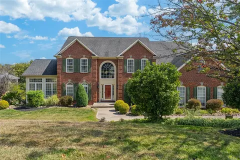 1011 Lakeside Dr, Mcdonald, PA 15057