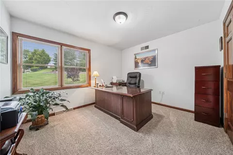 731 Stonebridge Dr, Irwin, PA 15642 photo 21