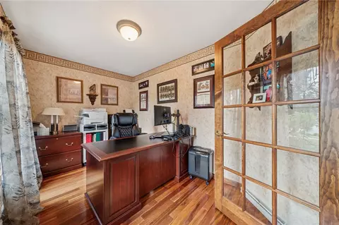 731 Stonebridge Dr, Irwin, PA 15642 photo 13