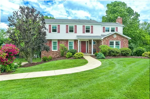 2229 Woodmont Dr, Export, PA 15632