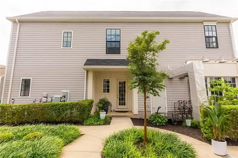 1415 Hastings Cres #1401, Bridgeville, PA 15017
