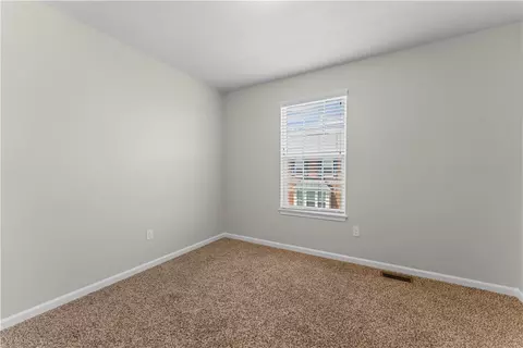 Bedroom - 2804 Pointe View Dr, Mars, PA 16046 photo 5 of 7