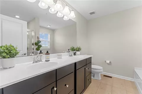 Bath - 2804 Pointe View Dr, Mars, PA 16046 photo 1 of 5