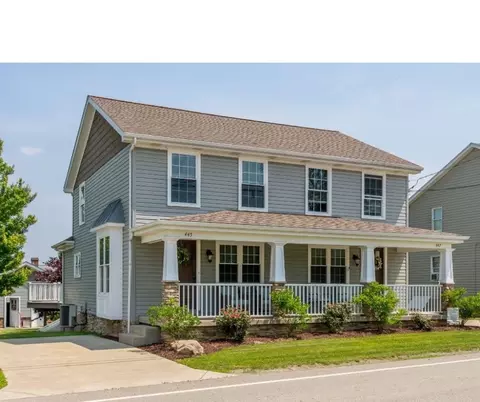445447 Georgetown Rd, Lawrence, PA 15055