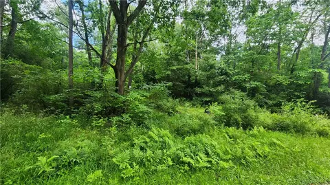 151 Heasley Hollow Rd, Vandergrift, PA 15690