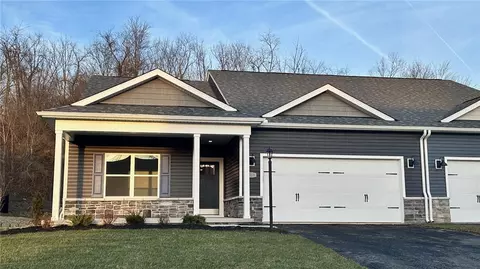 3049 Audrey Dr, Greensburg, PA 15601