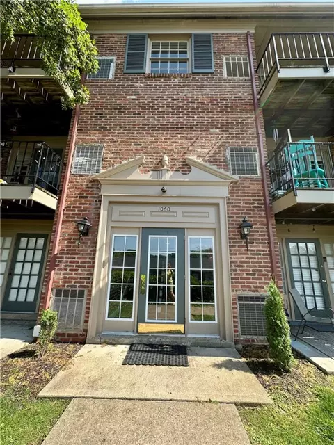 1060 Chatham Park #G, Pittsburgh, PA 15216