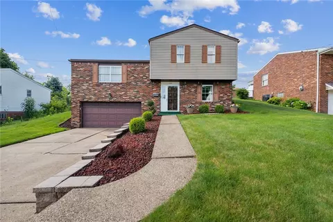 1952 Dearborn Dr, White Oak, PA 15131