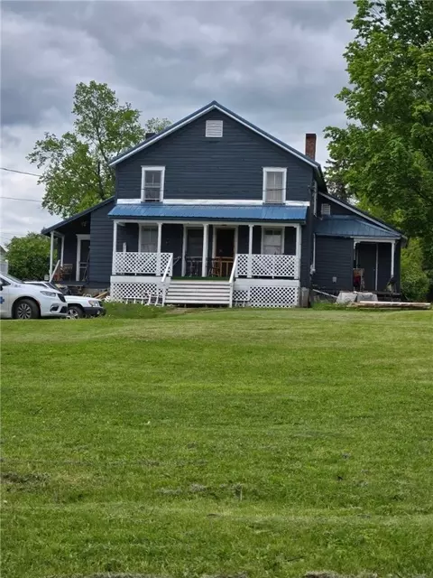 124 Ridge Ave, Punxsutawney, PA 15767