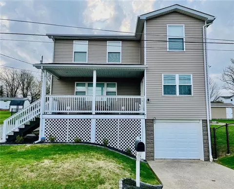39 Delmont Ave, Delmont, PA 15626