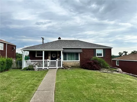 217 Livingston Rd, West Mifflin, PA 15122