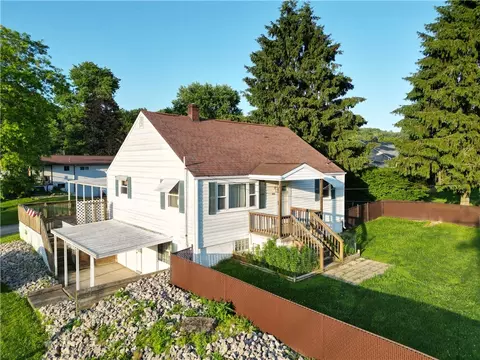416 Grant Ave, East Butler, PA 16029