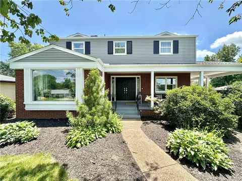 2467 Broadlawn Dr, Pittsburgh, PA 15241