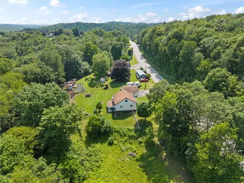 2180 Dime Rd, Vandergrift, PA 15690 photo 24